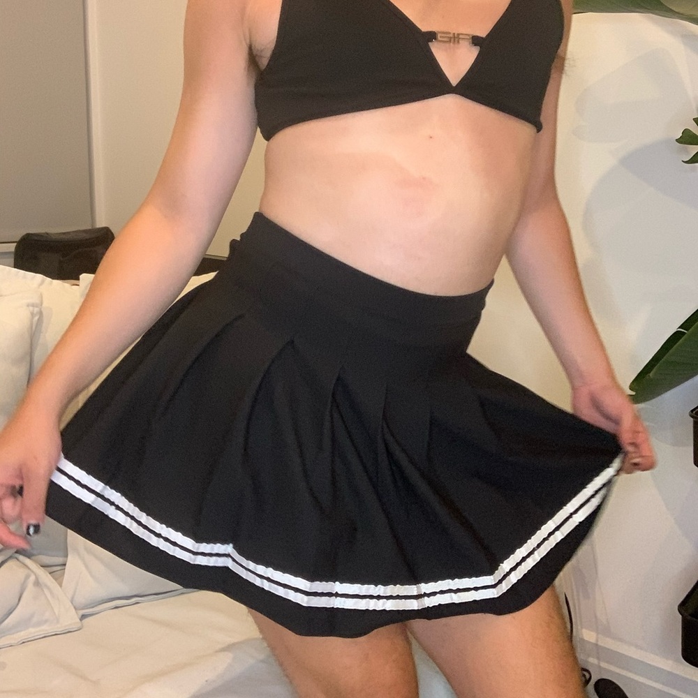 Cheerleader schoolgirl skirt - Picture 3 of 3